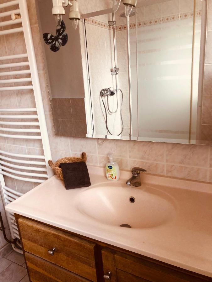 Spacieux Et Elegant Appartement Idealement Situe. Chamouilley Buitenkant foto